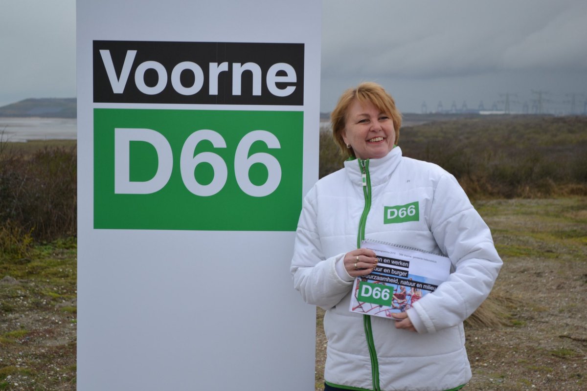 Het gaat weer beginnen. @d66_voorne heeft haar gezamenlijk programma aangeboden aan het bestuur, met een klein hoofdstukje couleur locale <a href="/D66Hellevoet/">D66HELLEVOETSLUIS</a>