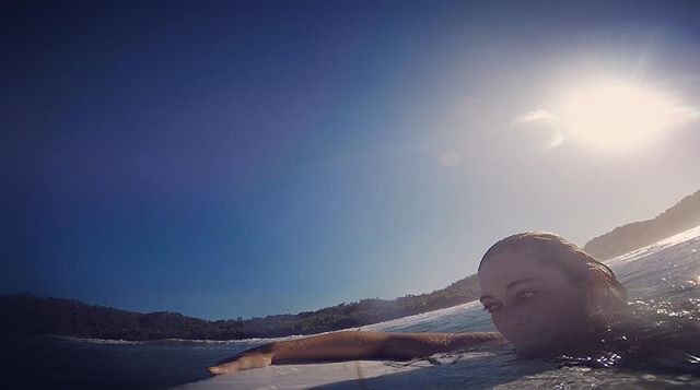 theYogaFish's tweet photo. Where do you find stillness to be the truth? Where are the moments of softness and surrender, through failure and sadness, to discover calm and deep peace? to be what is. Flowing. Up. down. Up. down. here. there. here.
.
.
.
#herenow #be #still #humanbei… https://t.co/kdZZTJ0jjC https://t.co/7hQrl2Bllt