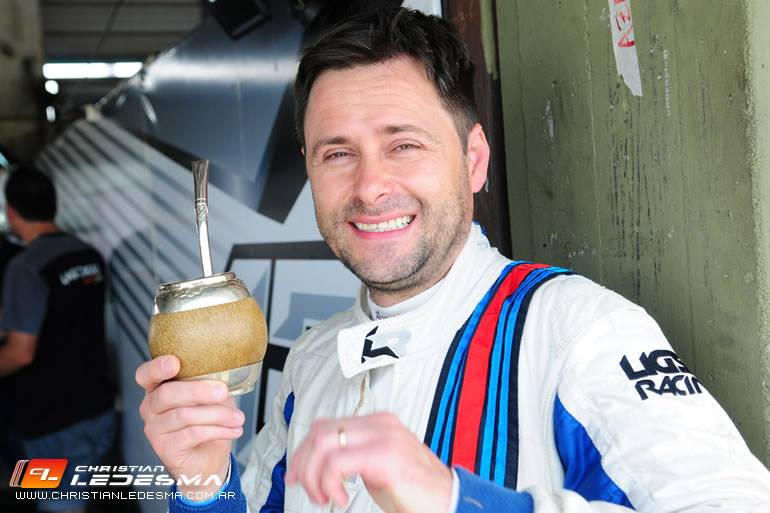 ¡Feliz cumple, <a href="/chledesmaok/">C H R I S T I A N . L E D E S M A</a>! Te deseamos lo mejor para este 2018 😀🎉🍾