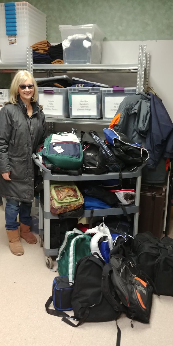 Thank you #Winnipeg Melanie Lauze Brown friend   Login and <a href="/CostellCostello/">Crystal</a> for dropping off a truck And a SUV full of filled backpacks towels t-shirts hoodies jeans and blankets for Mobile street van for Main Street Project #HelpingVulnerable #HomelessLove Thank you everyone