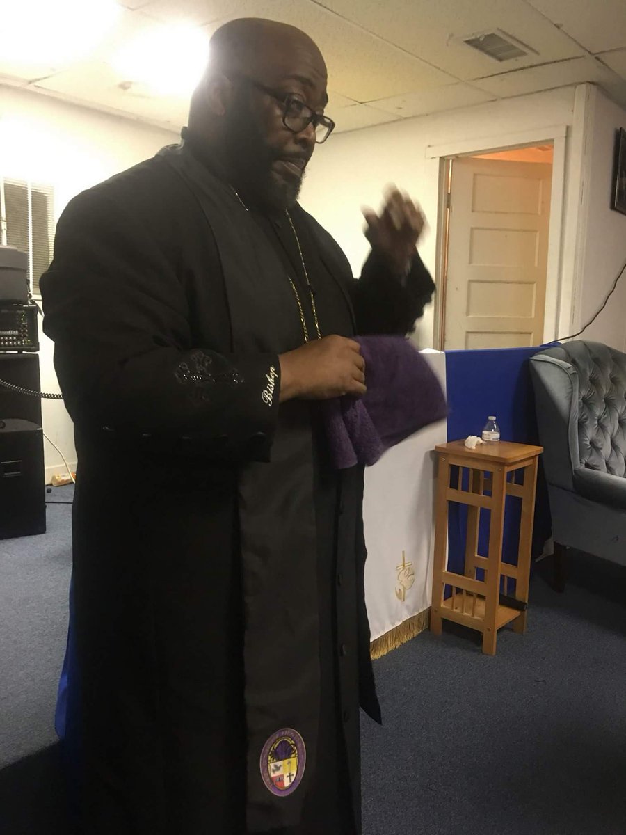 Bishoptmonk's tweet photo. I will be at work tomorrow..Strong Hands Nation!#GethisWork https://t.co/iDI0uGxzgx