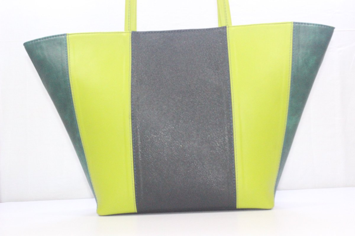 shabableather's tweet photo. For supporting you on daily leather accessories please try this ASAP https://t.co/0JG9MDI95b