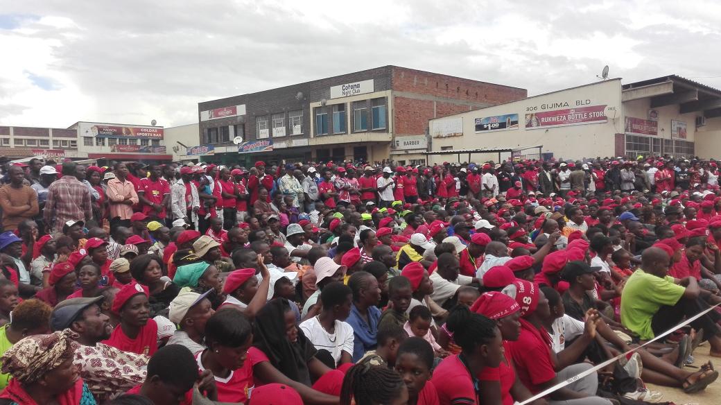 263Chat's tweet photo. More scenes from the MDC Alliance rally in Chitungwiza #ZimVotes https://t.co/f1kdFpK6uw