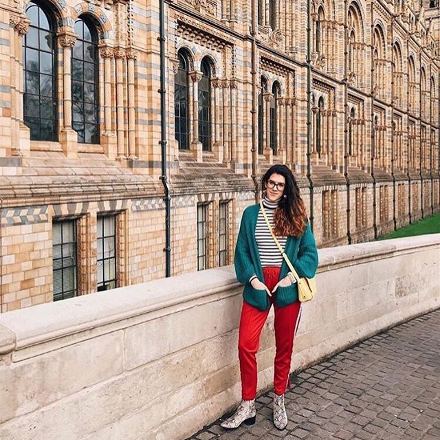sevenbootlane's tweet photo. @shinythoughts visiting the Natural History Museum in her snake (Dinosaur?) print boots 🐍⠀
⠀
Shop the link in our bio https://t.co/WEyhxPkxzH https://t.co/KOKLGGqkgh