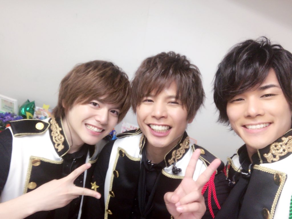 八代 拓 على تويتر ずっと近くで支えてくれた2人 本当に本当にありがとう We Are Dramtic Stars Sidem 八代 拓 على تويتر ずっと近くで支えてくれた2人 本当に本当にありがとう We Are Dramtic Stars Sidem