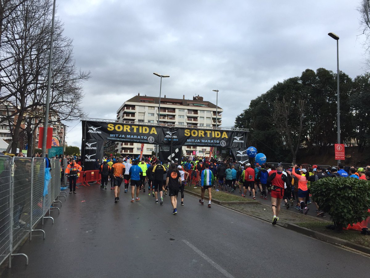 j2or's tweet photo. Seguimos sumando kms #lamitja #granollers #CitiusRunners https://t.co/6FOS6oOChu