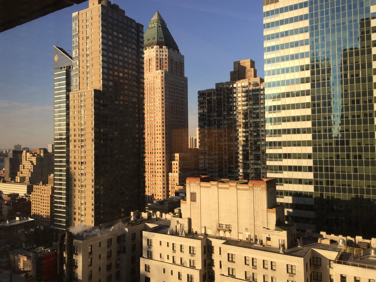 trioconbriocph1's tweet photo. Our neighbors for this weekend in #NYC ๐ #prettycoolplace #mariottmarquis #timessquare #concerttoday @LincolnCenter https://t.co/QduLIIBlVl