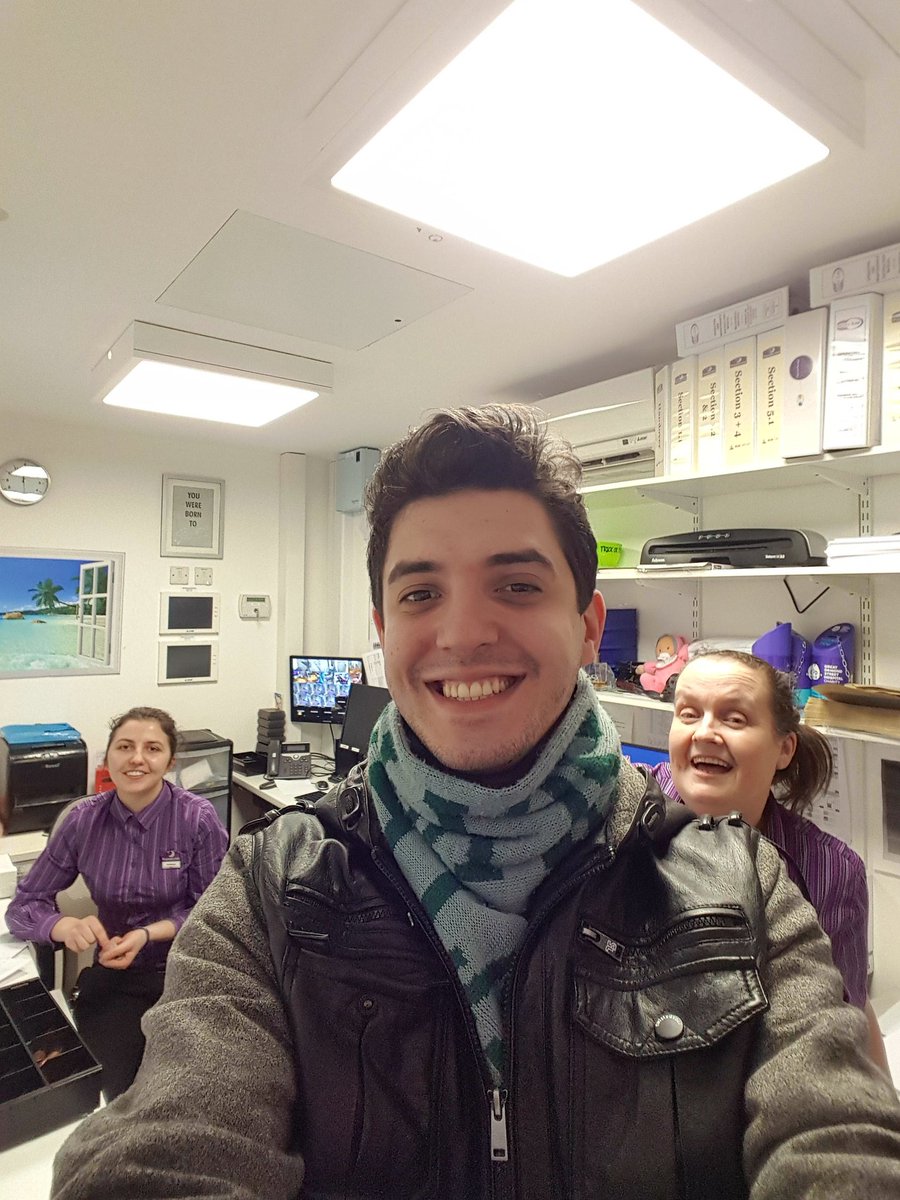 stopKeepmoving's tweet photo. Sunday Bossed #AlwaysMakingMeSmile #GloriousTeam #LastShout #Period12 #C'monYouLot https://t.co/EDwv446dMi