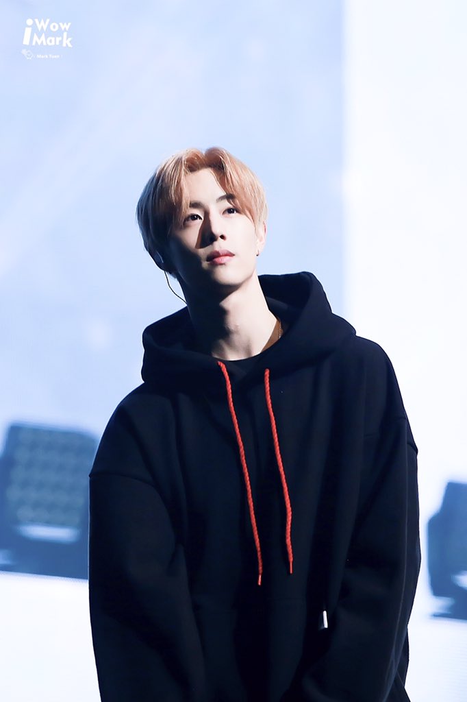 iWowMark's tweet photo. 180203 4주년FM
#GOT7 #갓세븐 #마크 #Mark https://t.co/l3nJu0pCFQ
