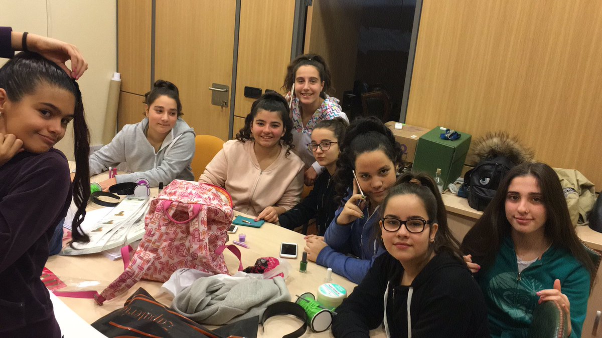 ¡Hoy es nuestro día! ¡NOS TOCA! #LasDelPorcheTomanMedidas