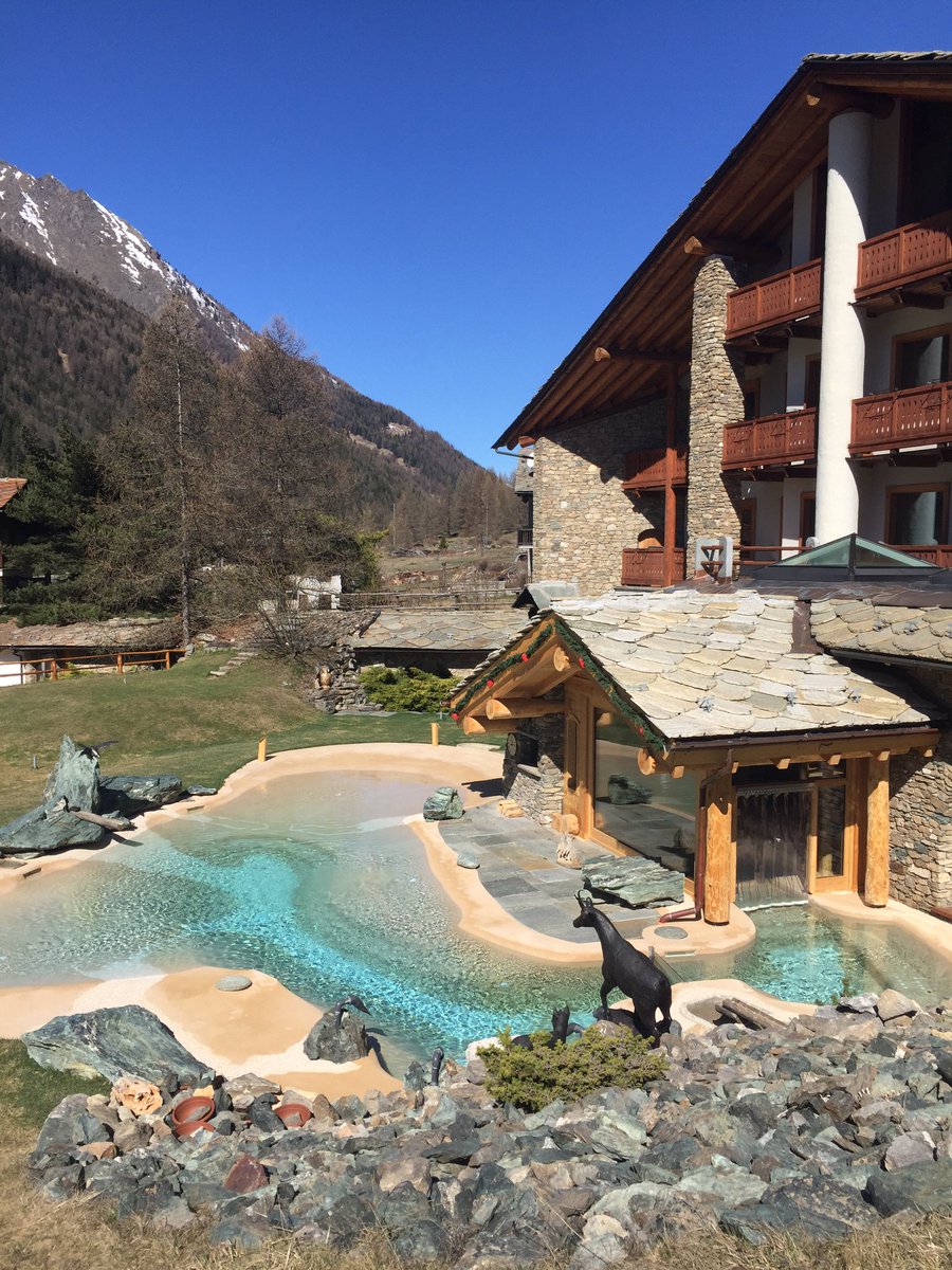 È tempo di iniziare a pensare a un weekend romantico per #SanValentino 😍sul blog trovate 7 idee testate da me! 👉🏻bit.ly/2DZVcUi