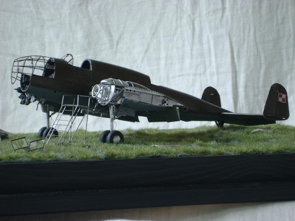MirageHobby's tweet photo. Do You #like it? #Mirage #Hobby
[PART 2] 1/48 PZL P.37B Łoś #madeby Robert Smyl #Poland #buynow  #miragehobby #afición #diorama #hobby #militarymodelling #miniature #modelarstwo #modelism #modelismo #modellbau #plamodel #plastickit #plastickits #plasticmodel #plasticmodelkit https://t.co/oJxkA8hOAh