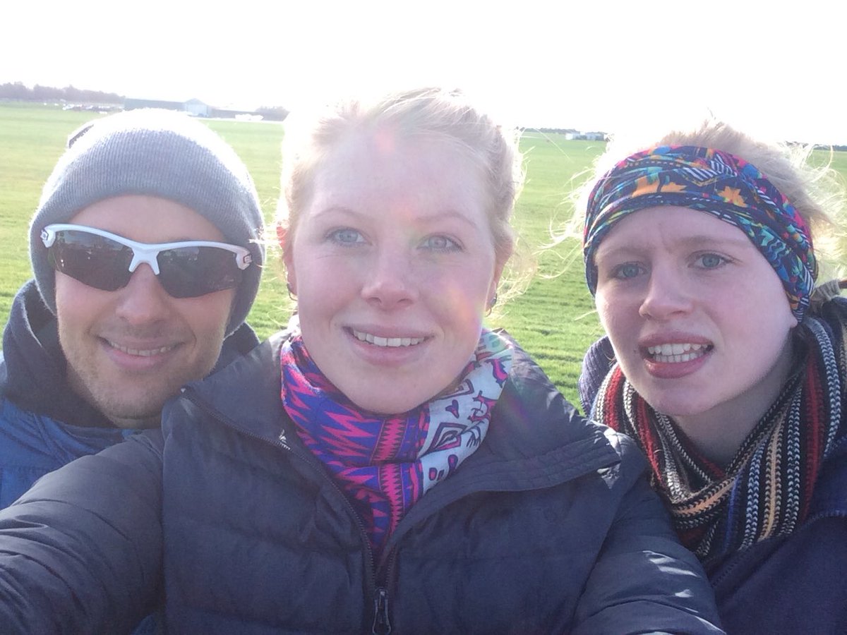 Super happy with a 1 minute PB at Chichester 10k - chip time 38:22 and a 5k PB too! Also great running from Rhian and David! #ukrunchat <a href="/UKRunChat/">UKRunChat</a> <a href="/bonkathletic/">bonk athletic</a> #uktrichat on target for sub 3hrs at Brighton marathon 🏃💪🎉