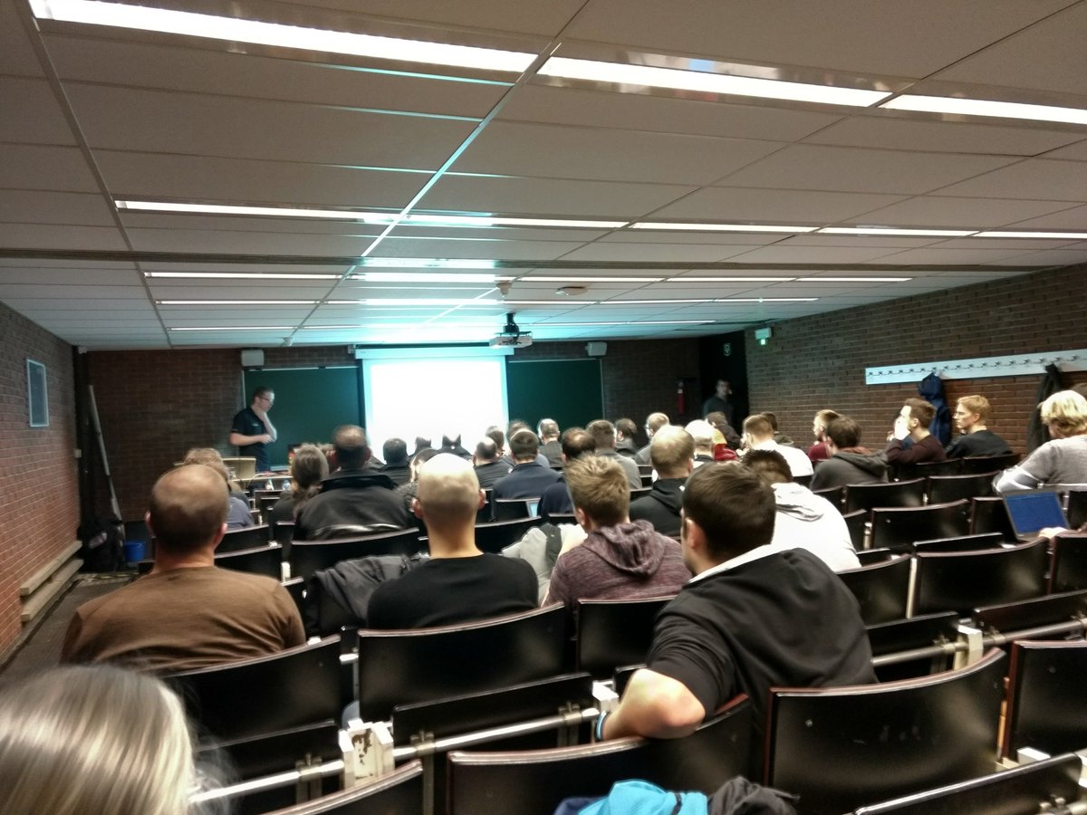 Ceph's tweet photo. At FOSDEM 2018 Software Defined Storage DevRoom attending to "Ceph management with openATTIC" talk. https://t.co/tydztQoALh #ceph #FOSDEM2018 #openattic https://t.co/VuWIbEce0J