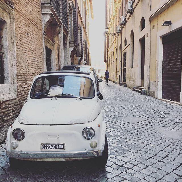 BenMillerWords's tweet photo. In Rome. Frankly, you wouldn’t want anything bigger. #fiat500 #sizeiseverything https://t.co/TTHFJFt2dU https://t.co/D3x1ADhV19