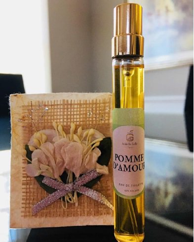 ParfumsGelle's tweet photo. To all our subscribers from @catalinkuk , watch your inbox for our Promise to you this year! We are giving 7 Catalink subscribers the chance to win one perfume from our new #TimeIsEssence collection which will launch in April 2018. https://t.co/HIOpT7y3Ks