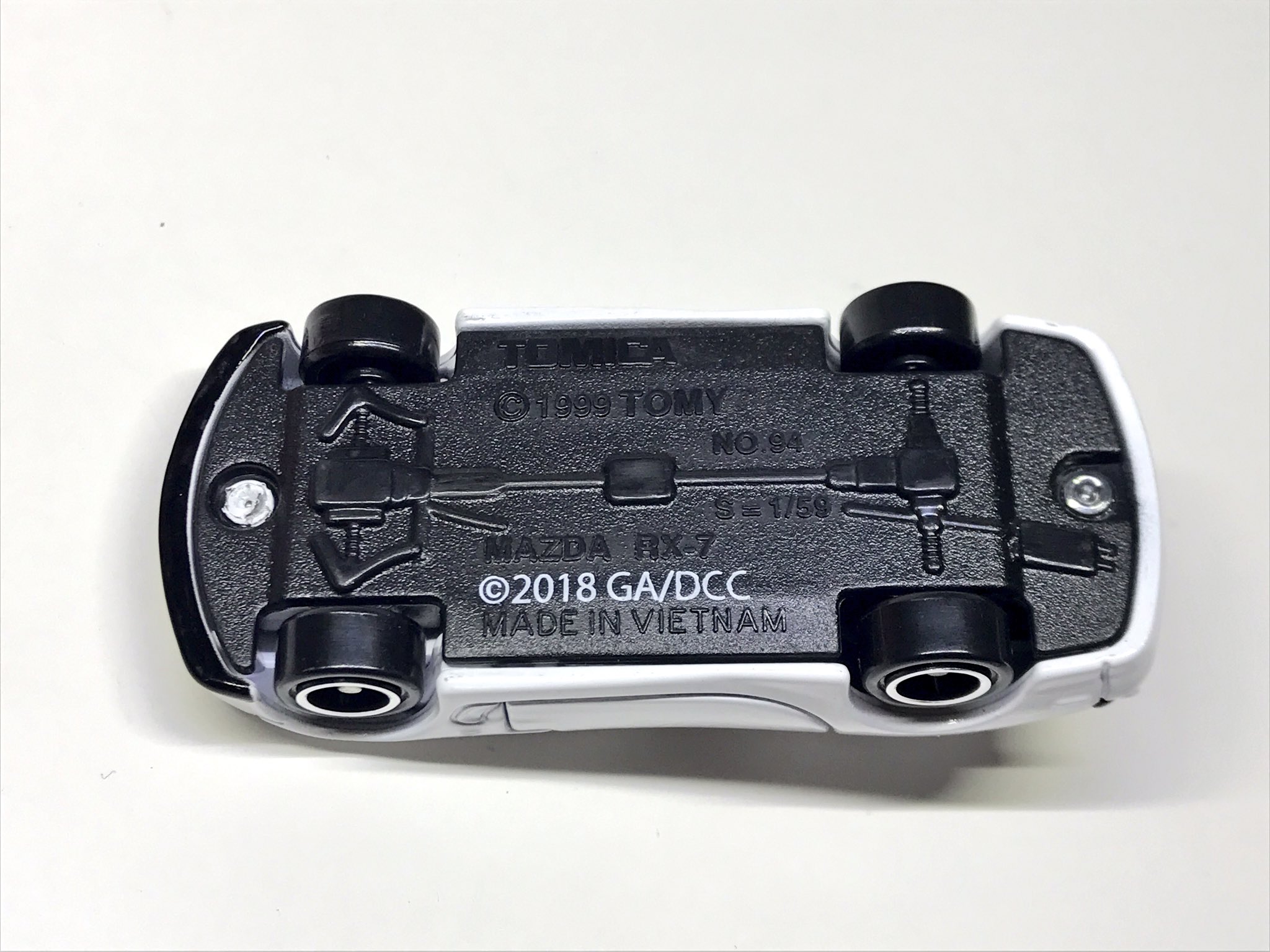 まさ Usj限定ミニカー マツダ Rx 7 安室透 名探偵コナンから安室透の愛車がトミカ化です ナンバーの7310は安室の声を務める古谷さんの誕生日7 31らしい 今は予約販売になっているみたいですね コナンは好きで集めているので 商品化は嬉しい この