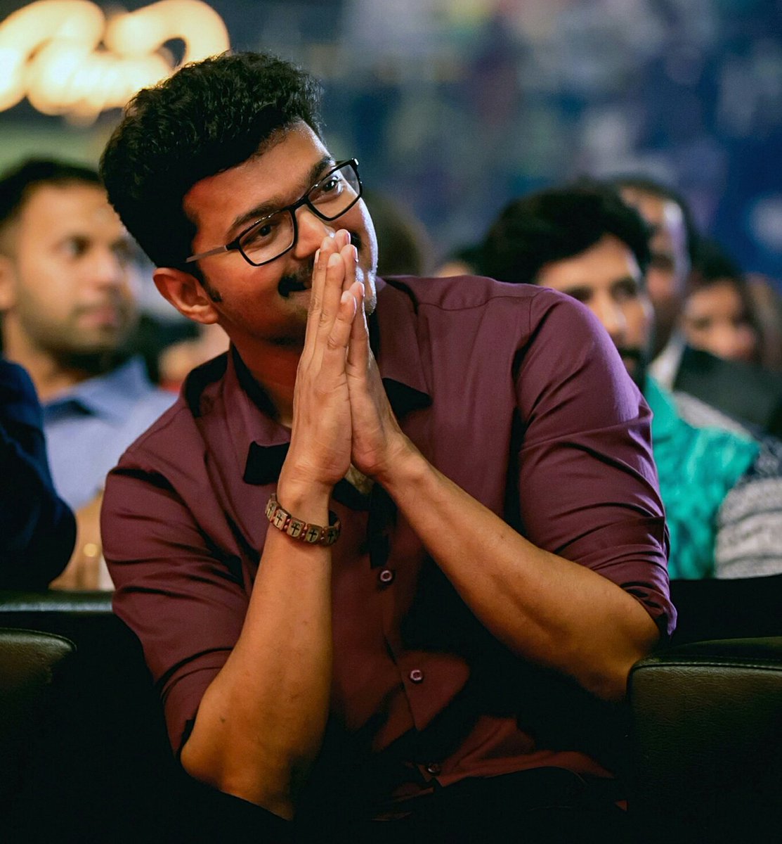 Pradepkrish's tweet photo. This Group Started for
 Only Thalapathy Fans 

Ignore Negativity 😘😘😘 
#SpreadVIJAYISM 

@TeamTTP_Offl 
#TwitterTamizhPasanga https://t.co/hhOUO09tva