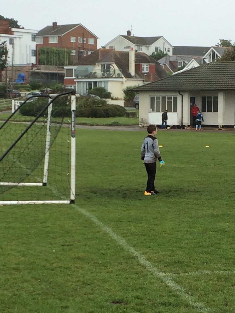 Essential_Gary's tweet photo. Great game today for Ben’s team. Came from behind to Win 2-1 he made some very good saves to keep them in the game #teamwork #prouddad #muddykit https://t.co/bp7XWV5fDJ