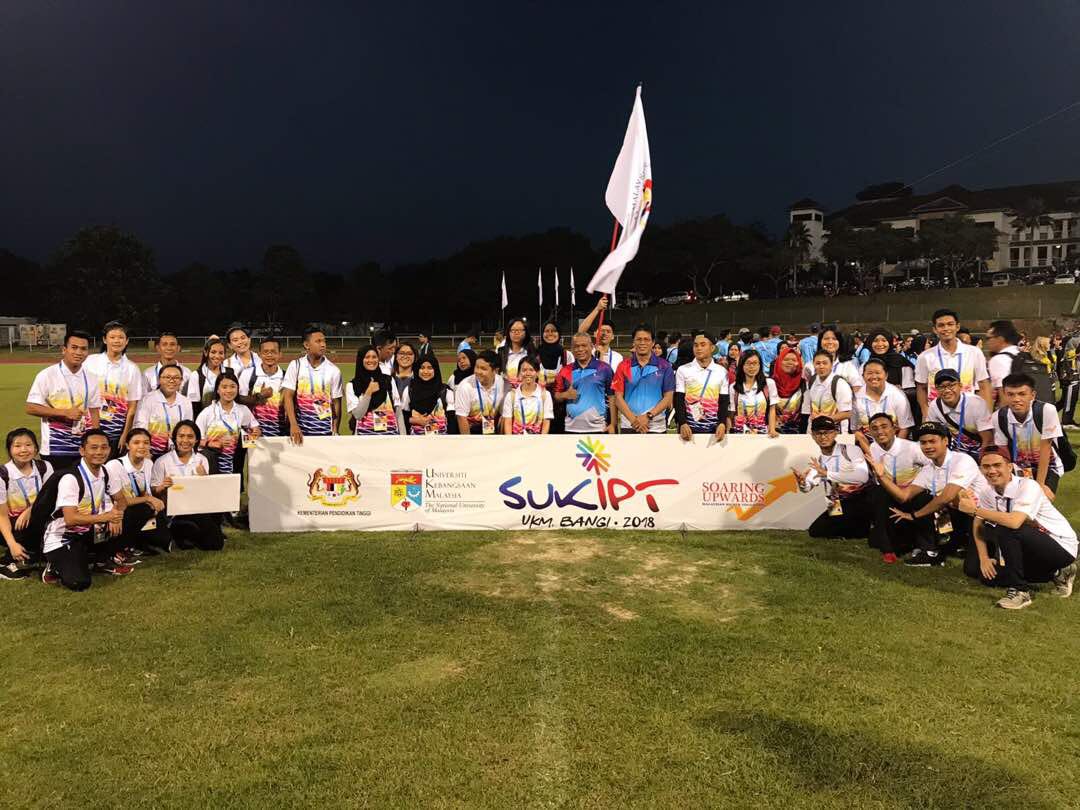 kuraiskurahim's tweet photo. Sukipt UKM 2018 #TeamUNIMAS “Teguh Bersama” https://t.co/U8oClqutsb