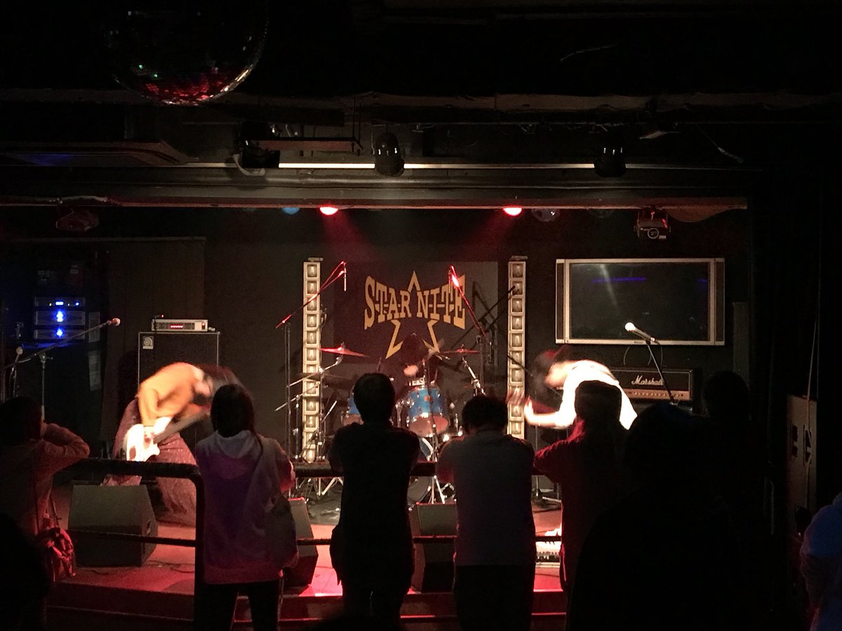 mc_kanba's tweet photo. #Rockis 終了‼︎
#不眠夜 と違って
RockのみのRock is...
第1回目のMCが出来て楽しかった。
おいちゃん、ありがとう。
#PacificSaury
#Rliw
#riversiblue
#THEWINGS
#AlaCure
#チトセ
#フラスコドール
#かをるfeatユッキー
#眠らない兎
皆さん本当にお疲れ様でした。
とっても幸せな時間でした。 https://t.co/xEpfEM4PlH