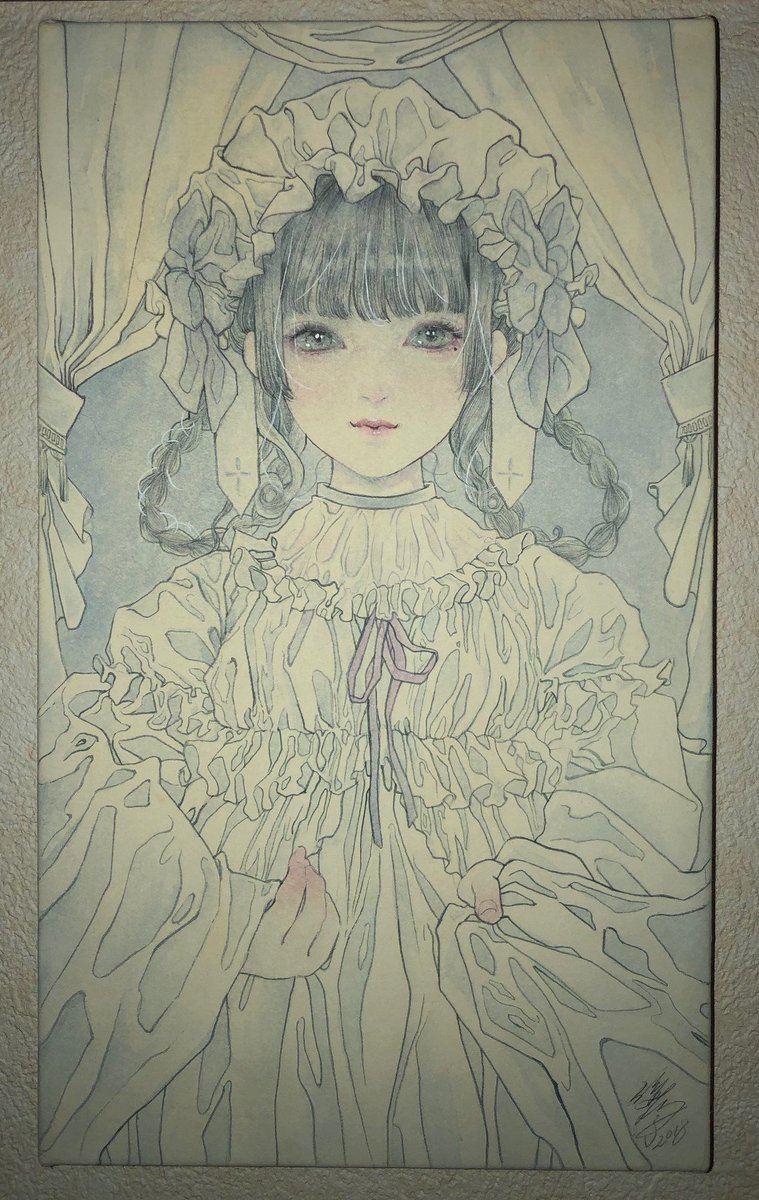 どんがらわ 佐田鳩子さん Satahatoco の作品が無事到着しました ツイッターでの制作風景をみたときからお迎えできないかと思っていました 色がね もう発色のぎりぎりなのではないかと思うくらい淡い そしてすべてが繊細 怖いから最優先で額装しないと
