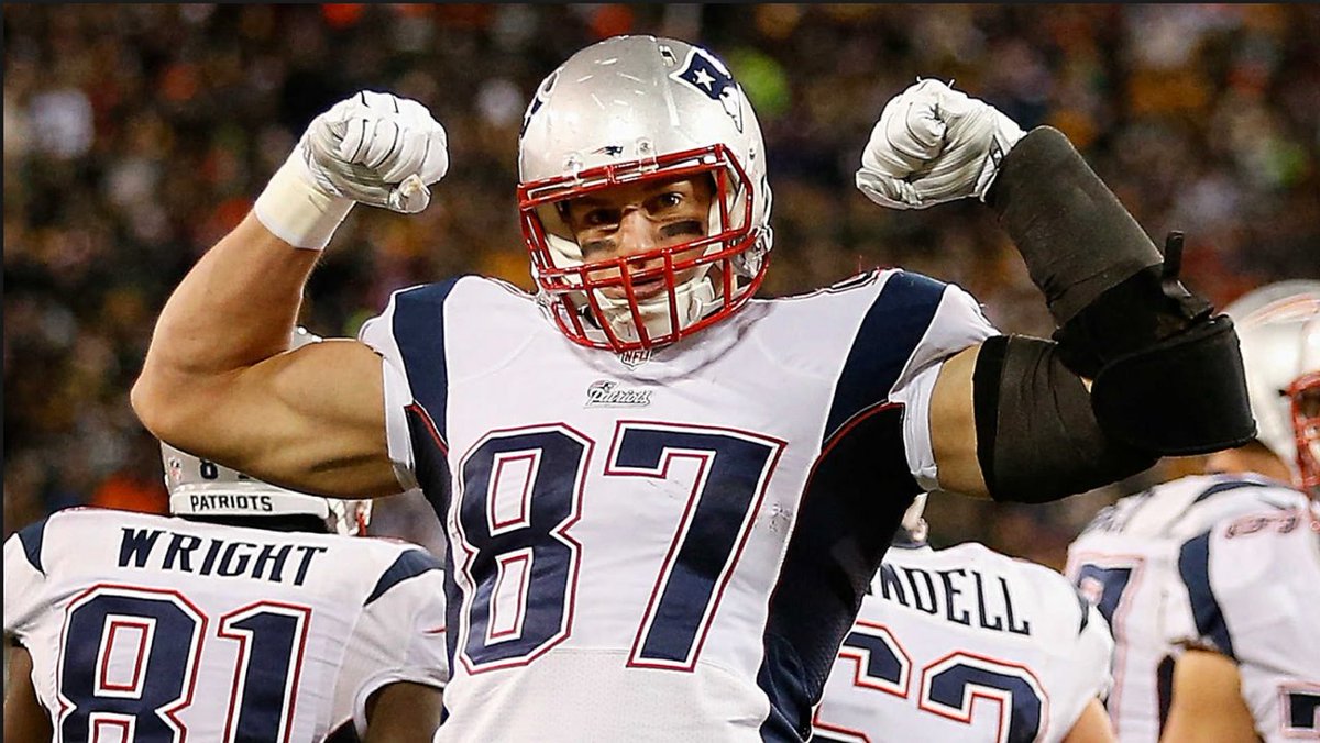 GronkNation's tweet photo. Who's ready to tear it up today? #GronkSpike #NotDone https://t.co/FA1L1JCyHf