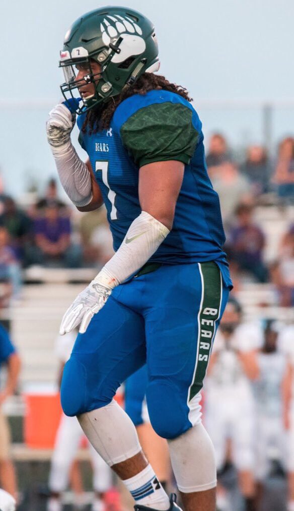 coachchristmas's tweet photo. @maceochristmas set to announce Wednesday during a National Signing Day Ceremony at Riverbend High School 🏈👨🏽‍🎓💪🏾🔥 https://t.co/WZoaKCsqxu