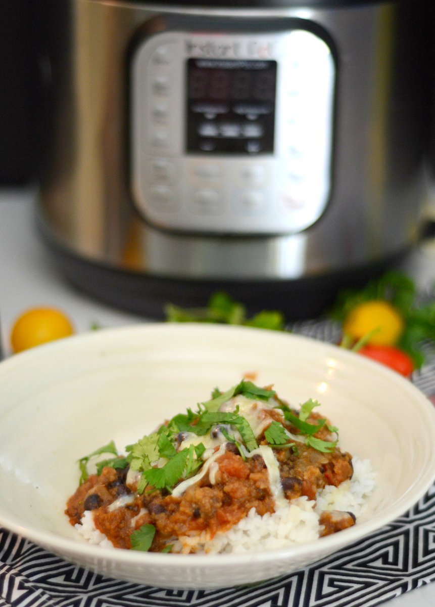 surferskitchen's tweet photo. Instant Pot Hearty Vegetarian Chili https://t.co/lpdhMOzwjL https://t.co/8YEs7MPcoQ
