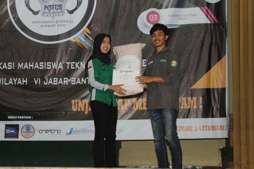 hmspolteksmi's tweet photo. Telah berlangsungnya acara Temu Wicara Regional X FKMTSI WIL VI JABAR - BANTEN di Universitas Jenderal Ahmad Yani. https://t.co/LSr2AcNM1H