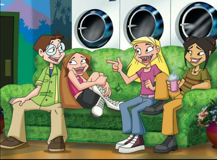 zdzemem's tweet image. powiedzcie, ze aparatka tez była zajebistaXDD #TweetLikeThe2000s