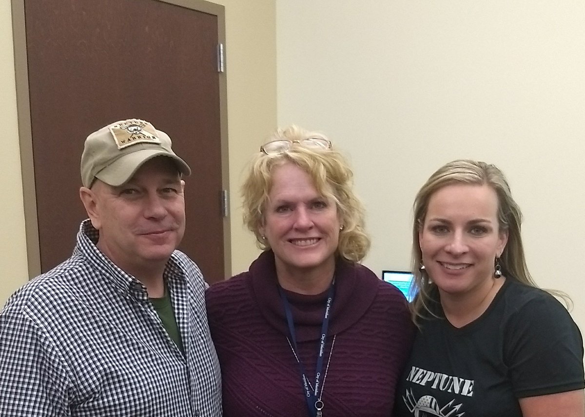 Neptune_Warrior's tweet photo. Presented to Meridian Mayor Tammy Deweerd's Faith Ambassador Council on #PTSD and #scubadiving and how it helps heal our heroes and helps to #PreventVeteranSuicide. Also presented her with a challenge coin. @PWREngineers @TatesRents @boisestatelive https://t.co/IveIqqw3Nr