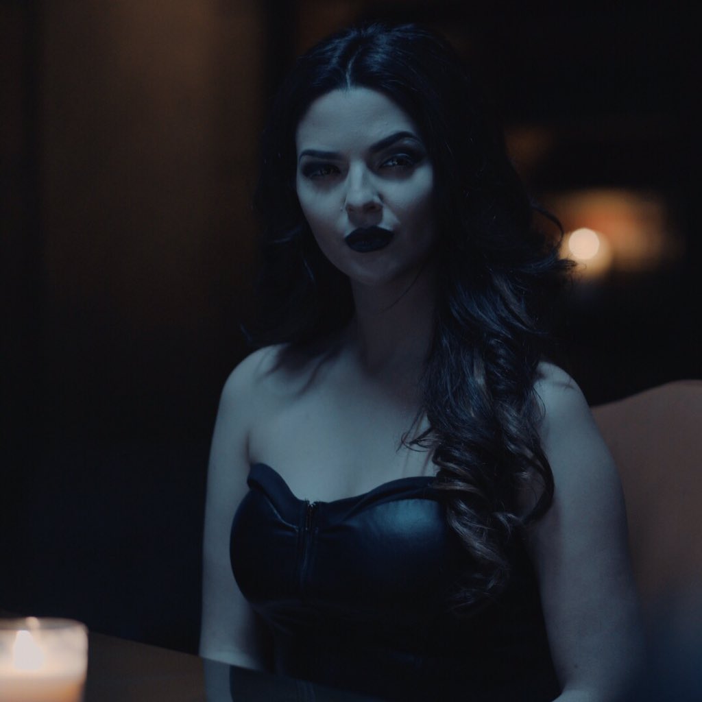 ageoflivingdead's tweet photo. The vampire Elders, including Merissa (@cynthiapereztv )advance their plans against the humans. Tonight on Fox Action
.
.
.
.
#ageofthelivingdead #vampires #eastvswest #livingdead #thelivingdead #aotld #blood #humans #humansvsvampires #chooseyourside #war #tvseries #fox https://t.co/PE788Iu3iC