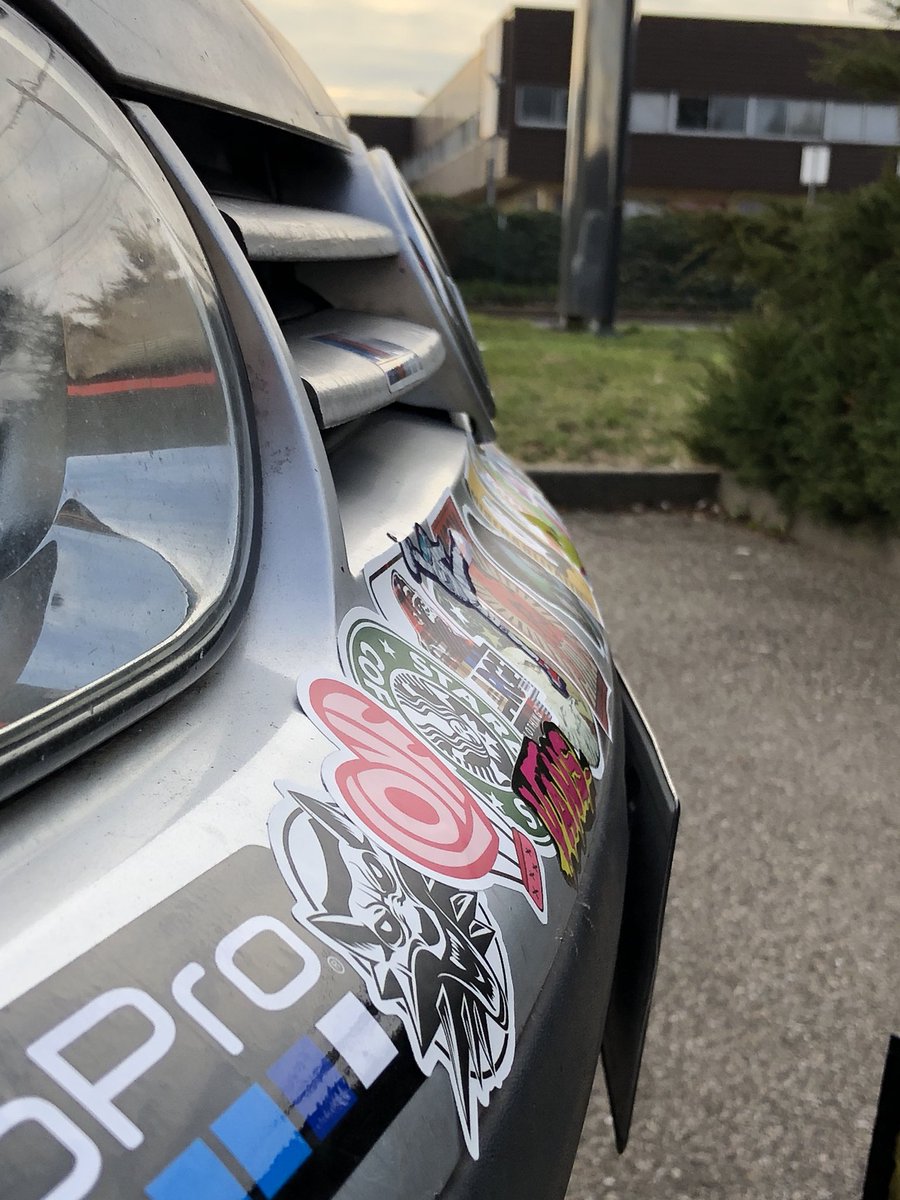 StickersMobile's tweet image. 99%