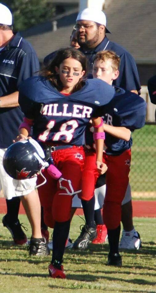 Pathfinder_Kids's tweet photo. Super Bowl Sunday has arrived!! Just wanted to share a pic of one of my favorite little football players! Bailey "Matthew" Hawkins. Enjoy your day!! xoxo Emily Marie https://t.co/ObDUyZ1o8I