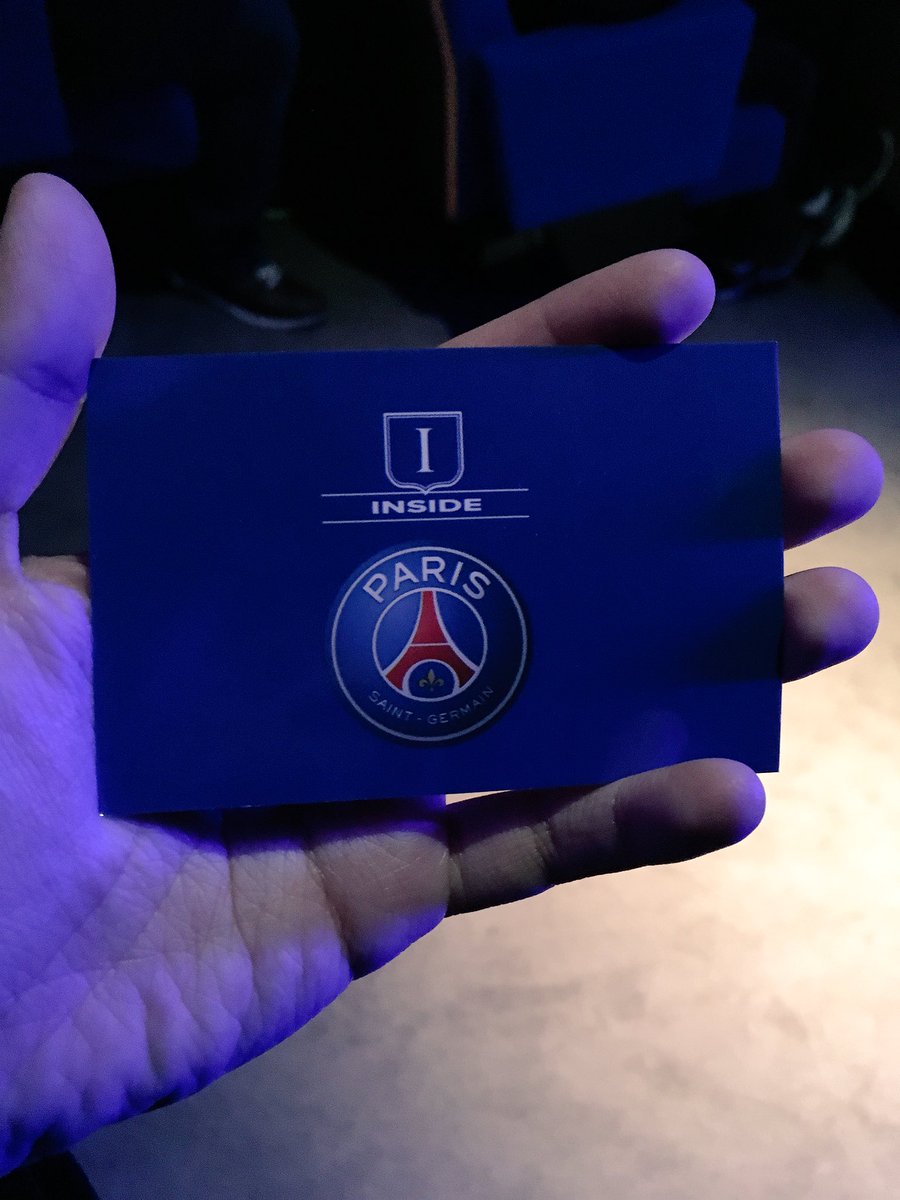 AnneFlo_'s tweet photo. De petites choses à revoir côté organisation mais on passe un vrai super moment dans les coulisses du Parc des Princes et du @PSG_inside avec l’expérience @InsideGamePSG ! 👌🏻⚽️🔴🔵 #IciCestParis #InsidePSG #InsideEscapeGame https://t.co/EpZqLKXRCO
