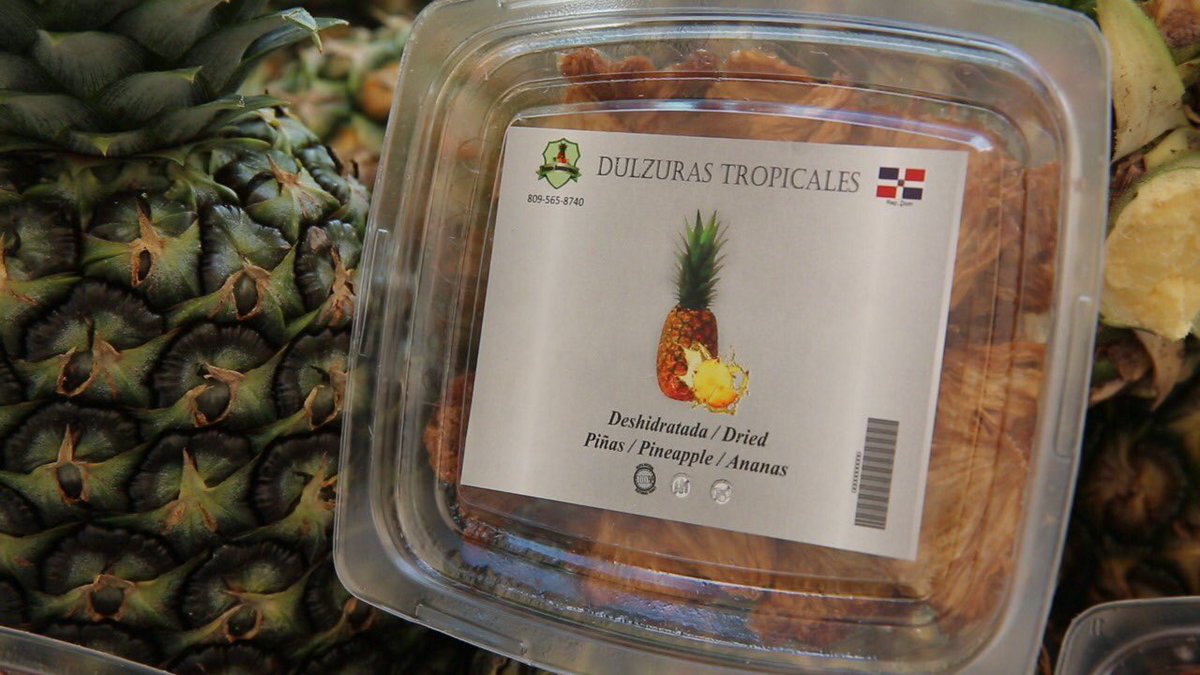 GobiernoDanilo's tweet image. “Este es el Año del Fomento de las Exportaciones, entonces el camino es exportar, porque no es lo mismo vender a peso que vender a dólar. Las políticas nuestras van diseñadas para crear posibilidad de un mercado internacional que le permita a ustedes también recibir divisas”. DM