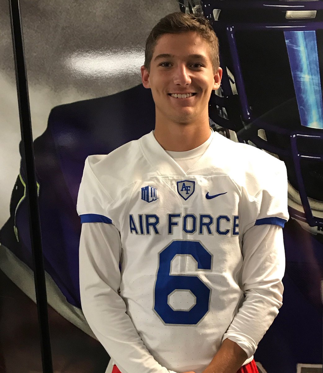 J_Merg6's tweet photo. Thank you to everyone who helped me get here!COMMITTED!!! @warriordad4 @Coach_Rud @CoachTCalhoun @raptorathletics @SixZeroStrength https://t.co/LxitmymmkP
