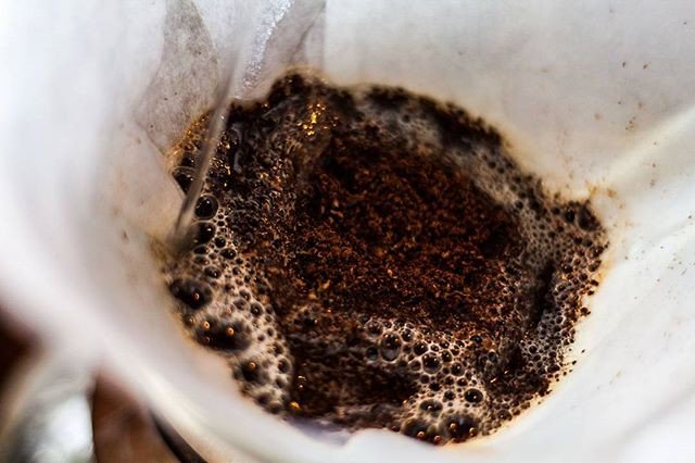 atifsaab's tweet photo. Reposting @q.coffee.colombia:
exquisite luxury specialty coffee -
-
-
#v60dripper #brewingcoffee #coffeeart #coffeelife#colombiancoffee https://t.co/BD6UiFPRMw