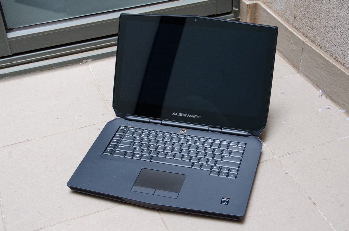 FaZeMile's tweet photo. Alienware gaming laptop Giveaway!

To Enter 

-Retweet
-Follow me
-Turn Post Notifications On

-Goodluck! https://t.co/20g2G3SgvI