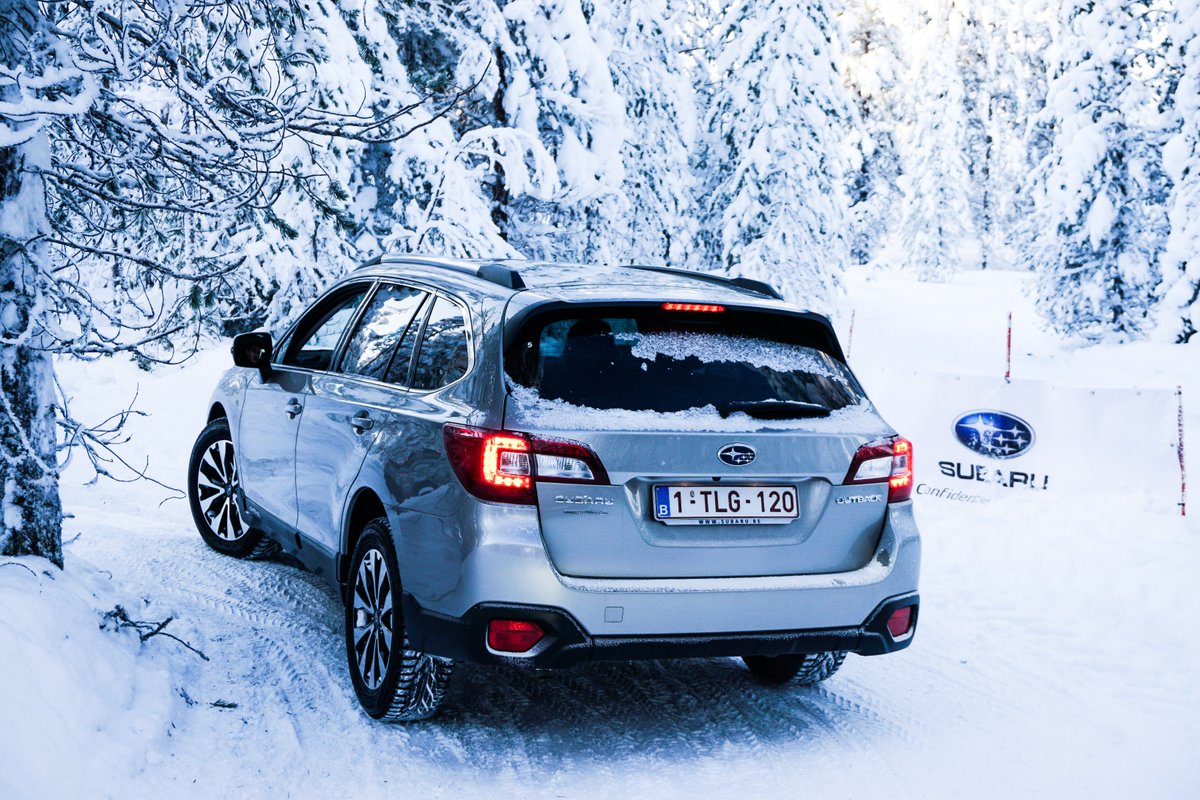 An Outback trudging through the snow in Finland. Crazy how good these things are in the conditions, considering the lack of studded tyres