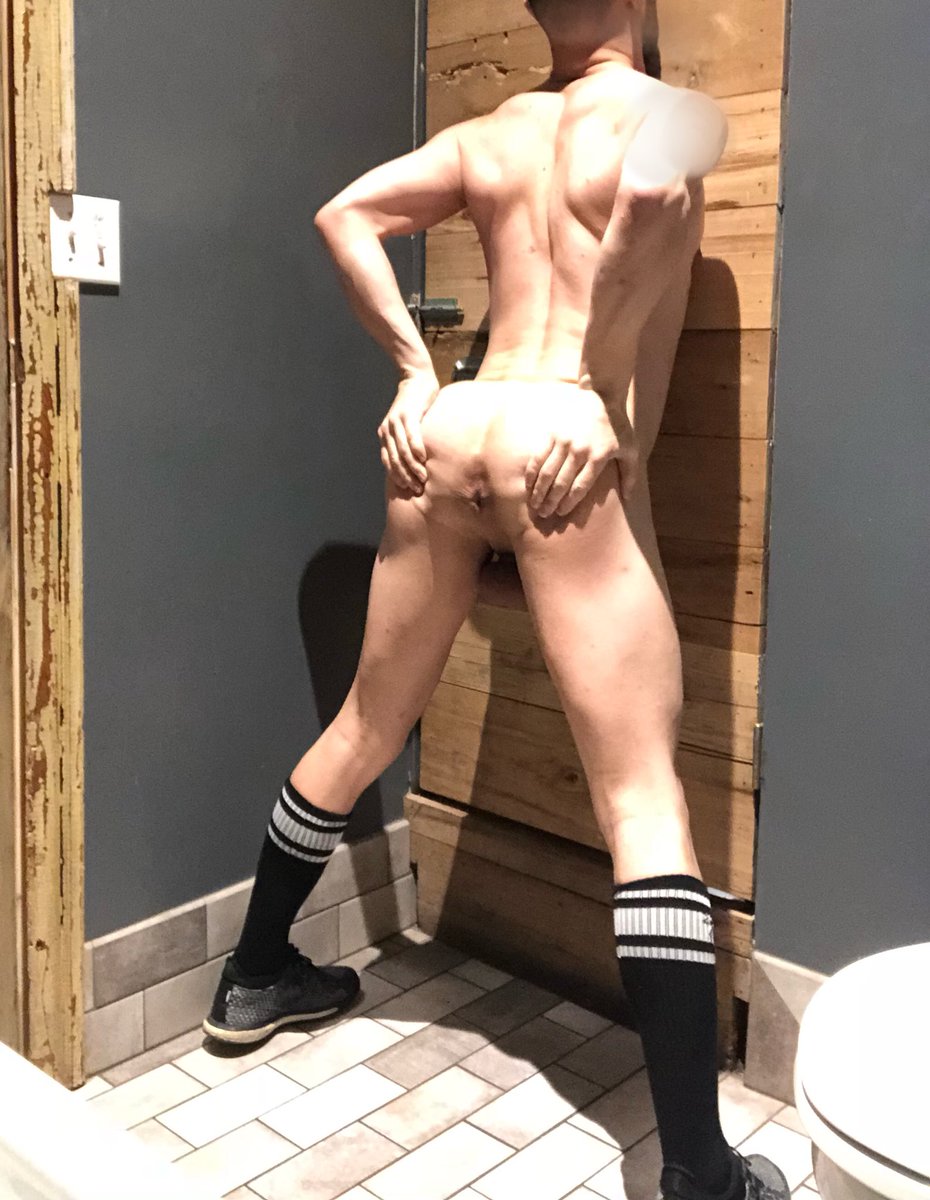 selfauthoredsub's tweet photo. #PussyCheck for my Owner. Daddy taught me 6 new positions. i love learning new tricks for Daddy! https://t.co/hFgQasi6du