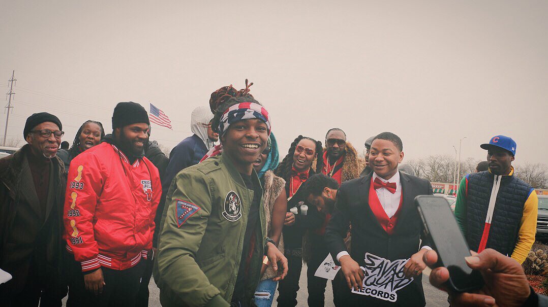 MattiBaybee's tweet photo. Alotta Smiles Alotta B'z💔#BandanaGang👌🏾 #SSR4L👹 https://t.co/gUoRNU7xwk