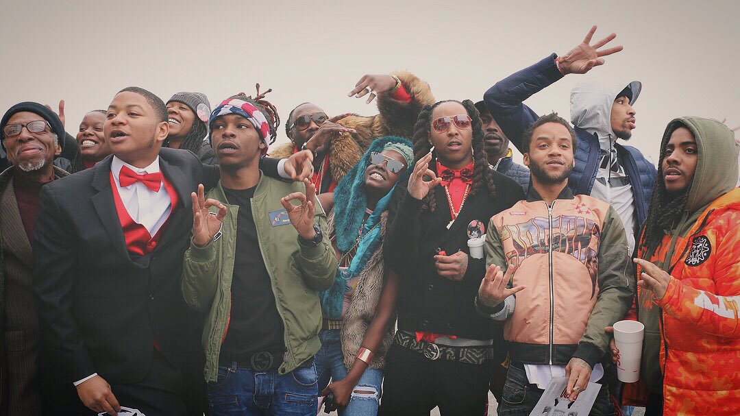 MattiBaybee's tweet photo. Alotta Smiles Alotta B'z💔#BandanaGang👌🏾 #SSR4L👹 https://t.co/gUoRNU7xwk
