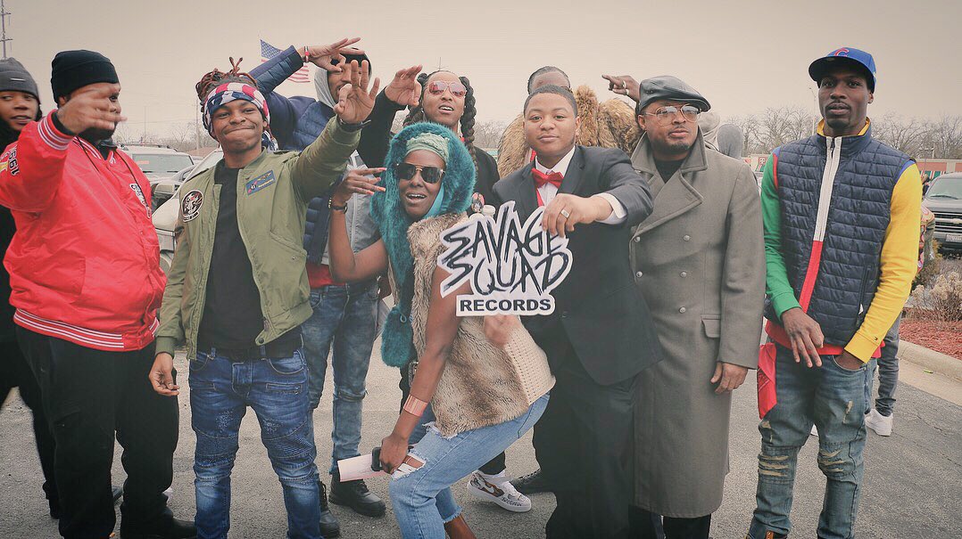 MattiBaybee's tweet photo. Alotta Smiles Alotta B'z💔#BandanaGang👌🏾 #SSR4L👹 https://t.co/gUoRNU7xwk