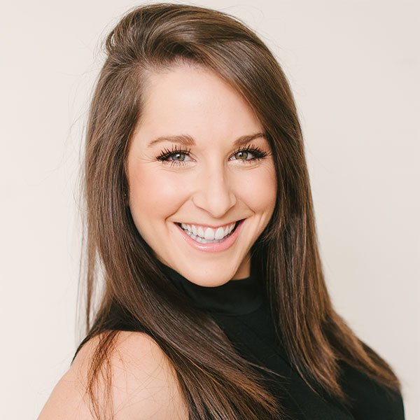Happy 30th birthday, Olympic gold medalist  gymnast Carly Patterson.  Born in Baton Rouge, grew up in Allen, TX. 