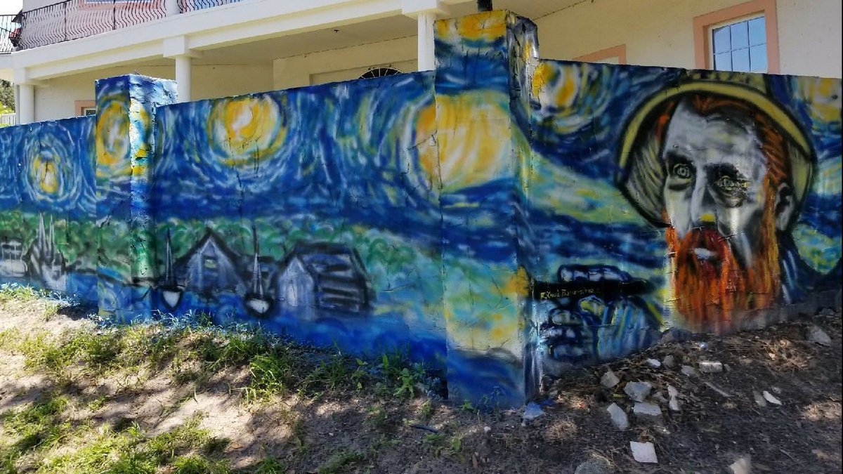 Florida couple fined $100 per day for Van Gogh paint job bit.ly/2E3VmOc https://t.co/T5fJmZDZza
