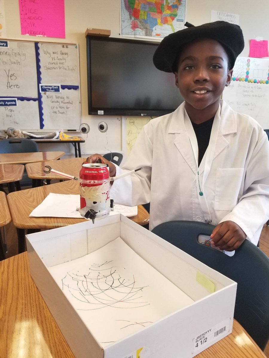 CodingWCulture's tweet photo. So impressed by this young man from @APSWestManor who created a robot that drew abstract art...he created it because his Granny ❤s art. 
Coach Hicks:😭😭😭😭
@CarstarphenMJ @apsupdate @APSInstructTech https://t.co/7lSYMBYmGE