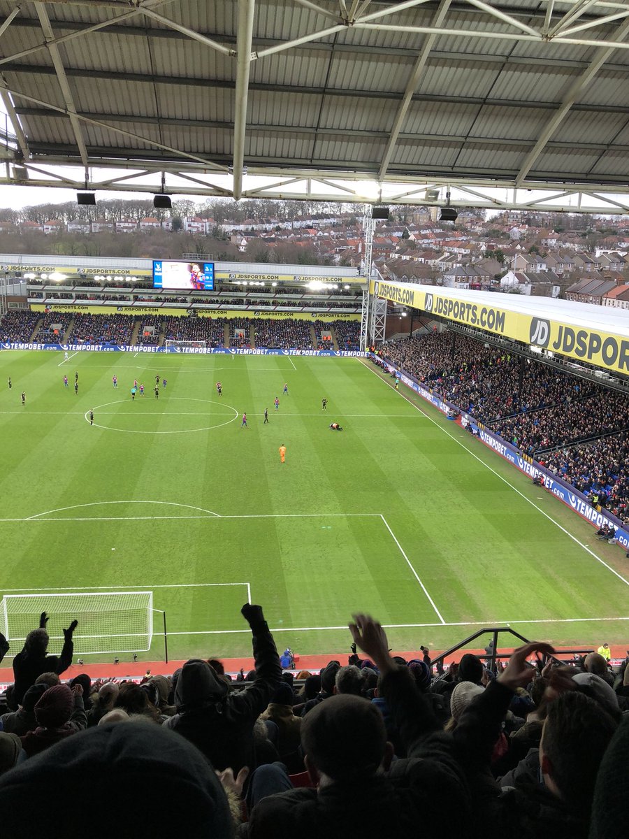 LuckTom's tweet image. New centre forward looked good when he came on. Shame he went off. Obviously not fully match fit yet #TransferWindow #cpfc #BargainHunt