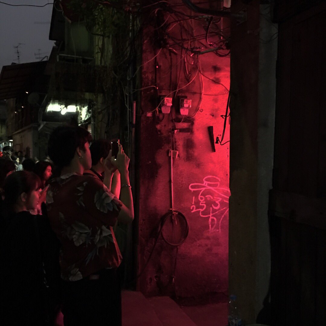 pathaweeee's tweet photo. #BangkokDesignWeek2018 https://t.co/Xhy7IeLYFs